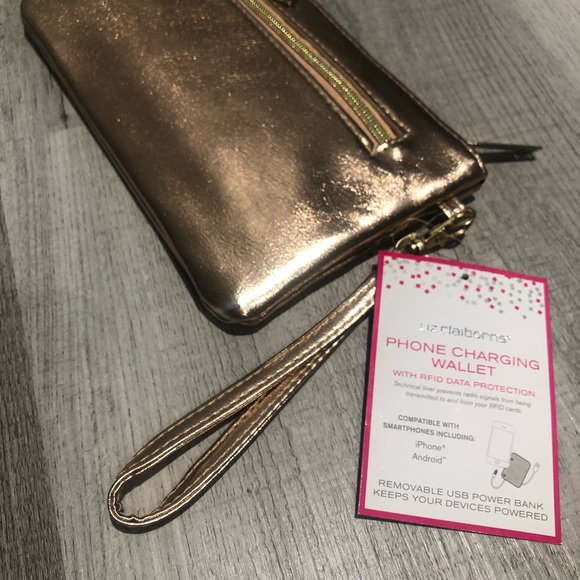 NWT LIZ CLAIBORNE Phone Charging Wallet - Picture 7 of 10